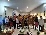 Preservando la literatura malaya, cientos de maestros en Mempawah utilizan tecnología de IA para crear pantunes