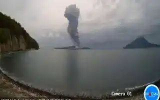 Mount Anak Krakatau Erupts Again, Ash Column Reaches 150 Meters