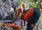 Joint SAR Team Evacuates 6 Unhas KKN Students from Steep Path of Mount Goa Kalibbong Alloa