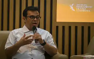 El gobernador de las Molucas impulsa a los graduados de la UIN Ambon a ser motores de la innovación tecnológica regional