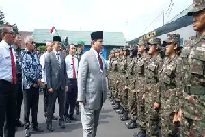 Secretary General of MoD Reviews Readiness of SPPI State Defense Program at Dodik Rindam V/Brawijaya