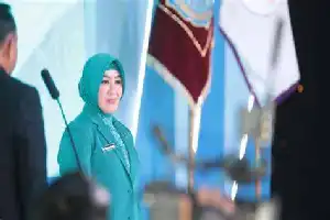 Tri Tito Karnavian insta a la juventud de Tana Toraja a prepararse para la era de la competencia tecnológica de 2045