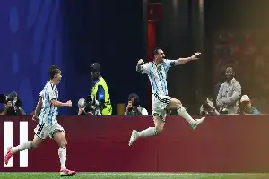 La actuación heroica de Lionel Messi guía a Argentina a los cuartos de final del Mundial 2026