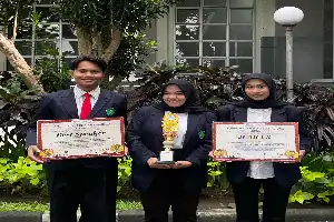 Mahasiswa HTN Maliki Islamic University Ukir Prestasi di Kompetisi Debat Politik Nasional