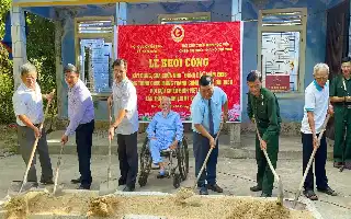 A Tangible Expression of Solidarity: Veterans Association of Ho Chi Minh National Academy of Politics Builds Decent Housing for Veteran