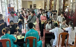 Humanitarian Action in Phu Tho: Nearly 1,000 Workers Participate in Corporate Blood Donation