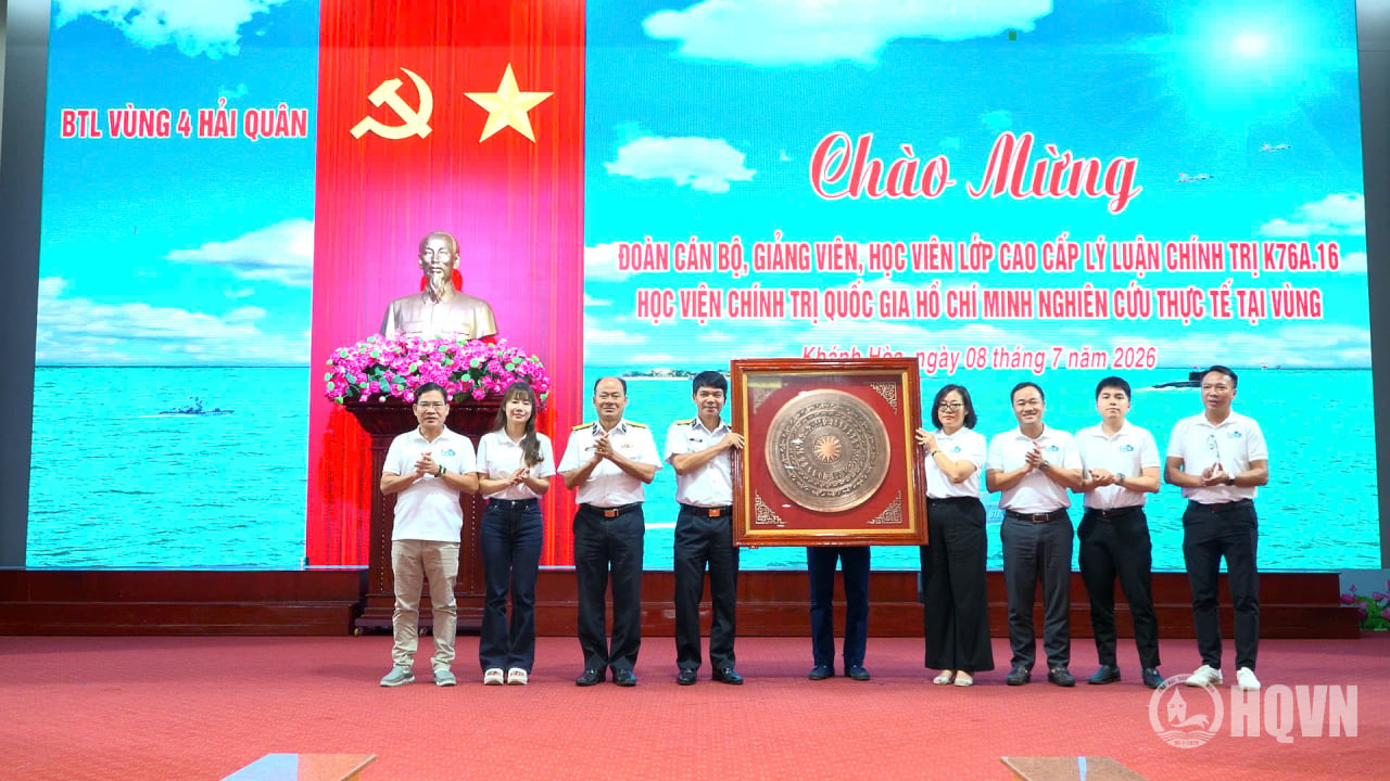 La Academia Nacional de Política Ho Chi Minh refuerza los conocimientos sobre soberanía marítima en la Región 4