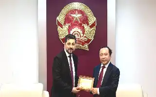 Vietnam refuerza su alianza estratégica con el WEF para acelerar los sectores de IA y semiconductores