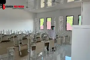 Escuela Pública Integrada 2 de Samarinda aplica evaluaciones especiales y controles de salud para nuevos estudiantes