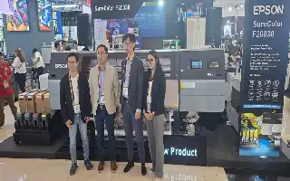 Epson impulsa la eficiencia en la industria textil con el lanzamiento de una impresora de producción en masa en Surabaya