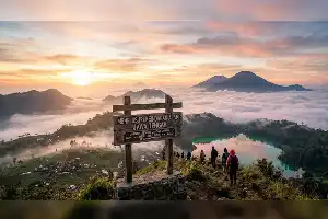 Guía completa de turismo en Java Central: 25 destinos destacados desde historia hasta gastronomía