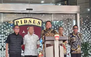 Jampidsus Febrie Adriansyah afirma no tener ningún vínculo comercial con el café De’Clan