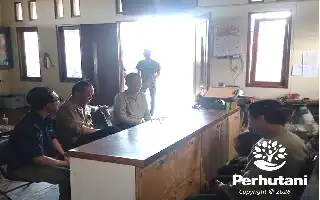 Ante la temporada vacacional, Perhutani y administradores de basecamp refuerzan la supervisión de las ascensiones al Monte Sumbing