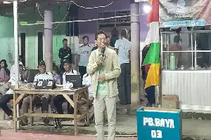 Getting Closer to Citizens, Depok DPRD Member Deny Kartika Competes in Sawangan Badminton Tournament