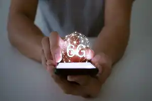 Menyongsong Era Konektivitas 6G: Langkah Strategis Indonesia Mengatasi Ketertinggalan Digital