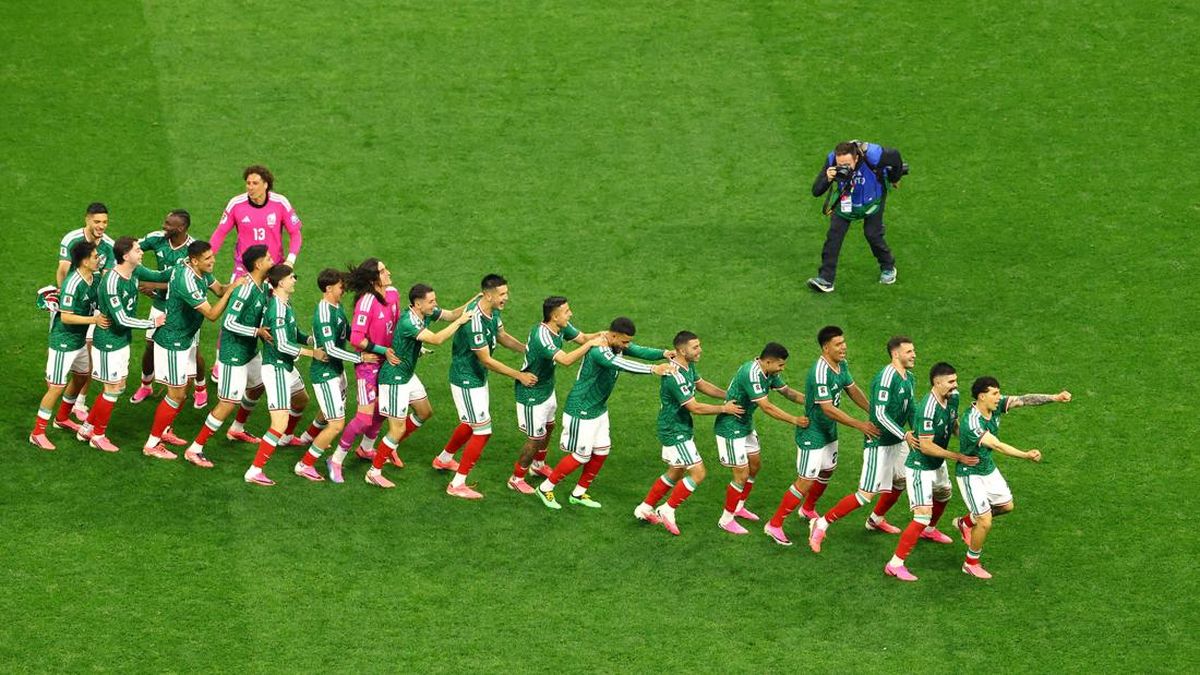 Potensi Cuaca Ekstrem, Kick-off Laga Meksiko vs Inggris Terancam Dimajukan