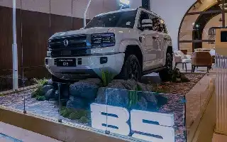 Випробування міцності DENZA B5: преміальний електро-SUV із передовими позашляховими характеристиками