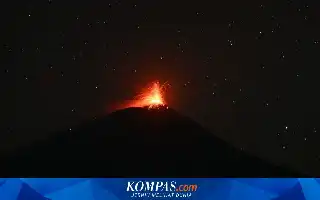 Eruption of Mount Ile Lewotolok Triggers Sand Rain in Seven Villages of Lembata Regency