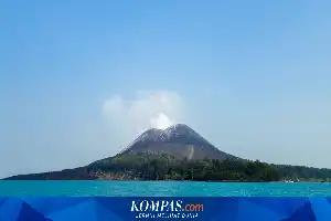 Aumenta la actividad volcánica: el monte Anak Krakatau vuelve a expulsar una columna de ceniza de 150 metros