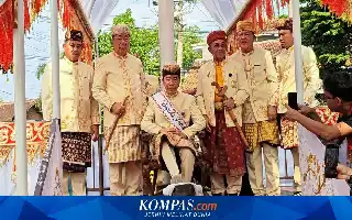 Análisis semiótico: Revelando las interpretaciones políticas detrás del ritual tradicional de Joko Widodo en Lampung