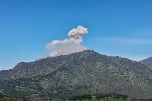 Aktivitas Vulkanik Semeru Masih Tinggi, Penambangan di Sektor Bahaya Dilarang Keras