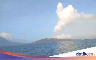 Mount Anak Krakatau Alert Status: Pandeglang BPBD Urges Coastal Residents to Remain Vigilant