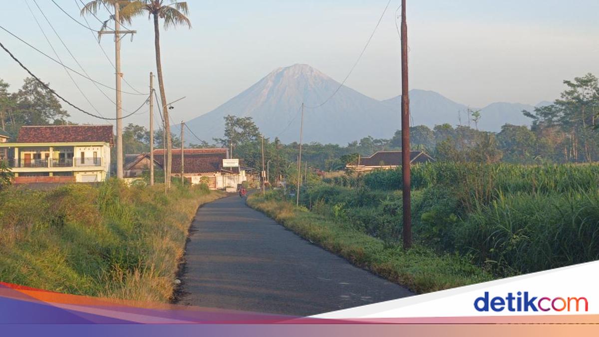 Aktivitas Vulkanik Gunung Semeru Meningkat: Luncuran Lava Pijar Jangkau 1,3 Kilometer