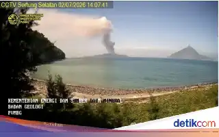 Geological Agency Confirms Viral Video of Mount Anak Krakatau's Massive Eruption is a Hoax