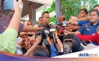 Anindya Bakrie recuerda el legado intelectual de Rachmat Gobel en la construcción de la industria nacional