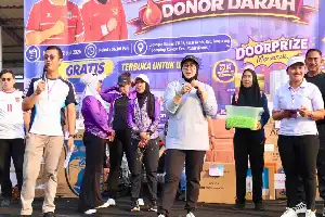 Promoting a Healthy Lifestyle, Tangerang Deputy Regent Urges Public to Exercise Regularly and Donate Blood