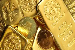 Інвестиції в срібло на тлі динаміки цін на золото: можливості та ризики для інвесторів-початківців