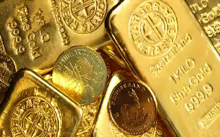 Silver Investment Amid Gold Price Trends: Opportunities and Risks for Novice Investors