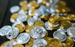 Precious Metals Dilemma: Assessing the Potential of Silver and Gold in the Era of Artificial Intelligence