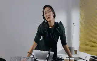 Rihanna's Business Transformation: Strategic Inspiration for Indonesian MSMEs to 'Go Global'