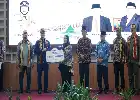 Sokong Pendidikan dan Kesehatan di Lampung, BPKH Salurkan Beasiswa serta Fasilitas Sanitasi