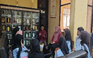 Fortaleciendo las competencias del talento humano, BAZNAS de la ciudad de Palembang recibe a estudiantes en prácticas de FEBI UIN Raden Fatah