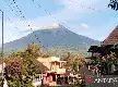 Senderista en el monte Dempo que amenazaba con buscar sacrificios humanos armado con un rifle es evacuado con éxito por equipo conjunto
