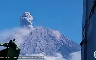 Volcanic Activity Increases, Mount Semeru Spews Ash up to 1.2 Kilometers