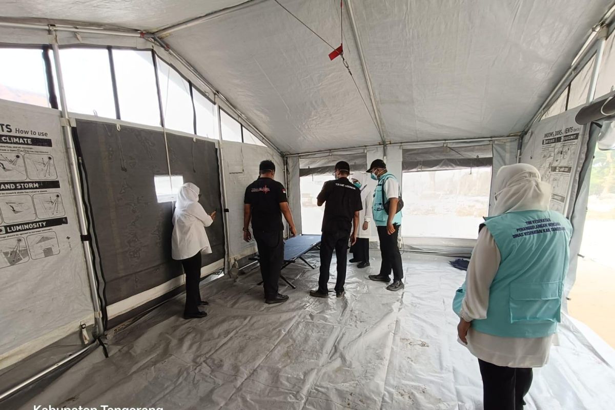 Kemenkes Kerahkan Bantuan Logistik dan Pos Kesehatan Darurat di Lokasi Kebakaran TPA Jatiwaringin
