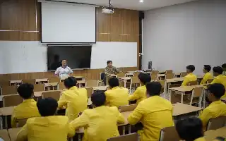 Impulsando la innovación verde, 45 estudiantes de Ingeniería de Unnes participan en una investigación internacional en Malasia
