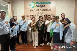 Para promover el acceso equitativo, el Gobierno y el Parlamento de las Islas Tanimbar proponen fortalecer la infraestructura de salud ante el Ministerio de Salud