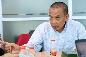 El Parlamento de Java Occidental exige una evaluación total de la BUMD Jasa Sarana debido a una crisis financiera