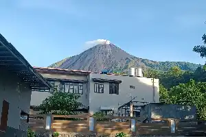 Geological Agency Urges Sitaro Residents to Observe Safe Radius Post-Eruption of Mount Karangetang