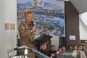 En apoyo al XXV Sínodo General de la GKE en Murung Raya, Gunung Mas envía una delegación de 112 personas