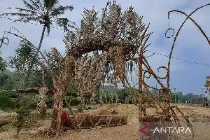 A Quarter Century of the Lima Gunung Festival: Nurturing Self-Help Traditions on the Slopes of Merbabu