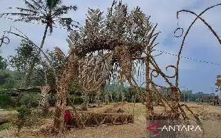 A Quarter Century of the Lima Gunung Festival: Nurturing Self-Help Traditions on the Slopes of Merbabu