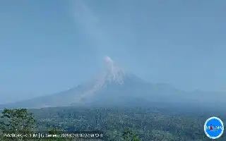 Volcanic Activity Increases, Mount Semeru Erupts Continuously Over the Last Five Days
