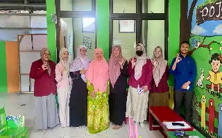 A Concrete Expression of Care, IMM Medical Cadres Hold Free Health Service Event