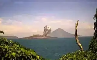 Mount Anak Krakatau Alert Status: Public and Tourists Prohibited from Approaching Within 3-Kilometer Radius