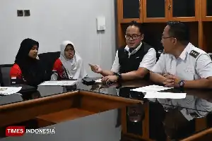 Ganando medallas en el campeonato provincial, dos atletas de tiro con arco de Gresik están listas para competir en el Campeonato Nacional Junior